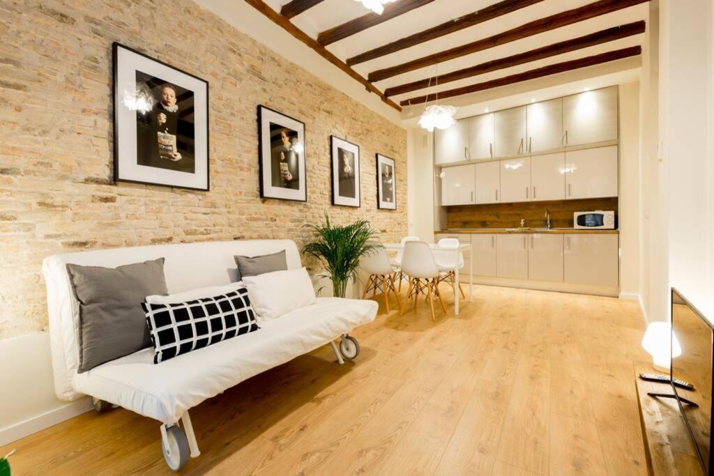 CASTA 1 - Apartamento céntrico de 1 dormitorio con opción de garaje Saragoça Exterior foto