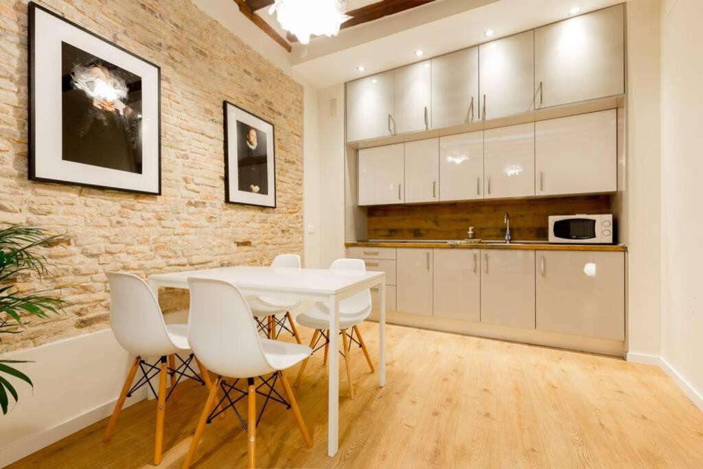 CASTA 1 - Apartamento céntrico de 1 dormitorio con opción de garaje Saragoça Exterior foto